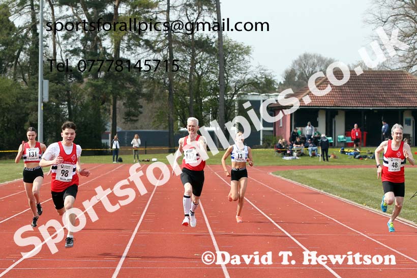200 metres, 2021 NECAA Open Graded Meeting, Morpeth. Photo: David T. Hewitson/Sports for All Pics